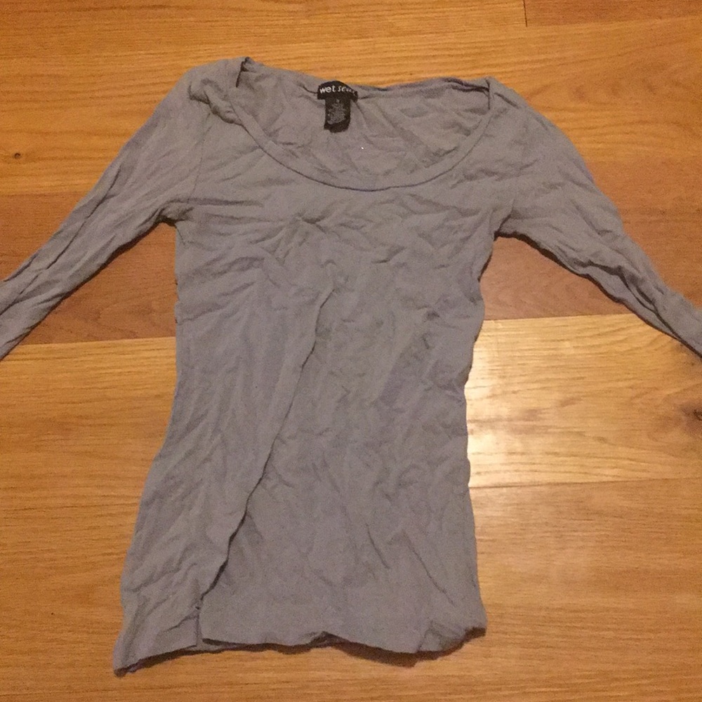 Plain grey wet seal long sleeve shirt